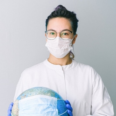 204a2003 doctor image2.jpg